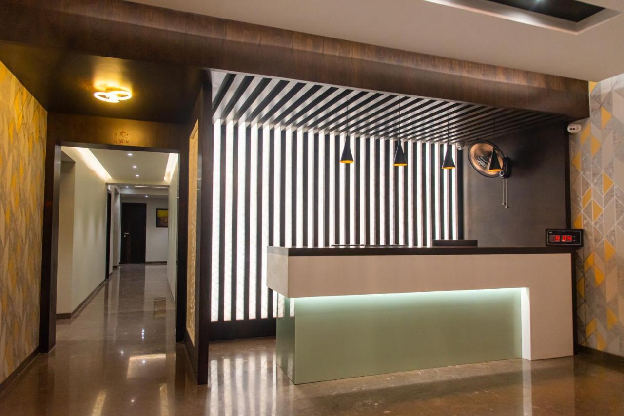 Hotel Royal Livin Βαρανάσι Εξωτερικό φωτογραφία