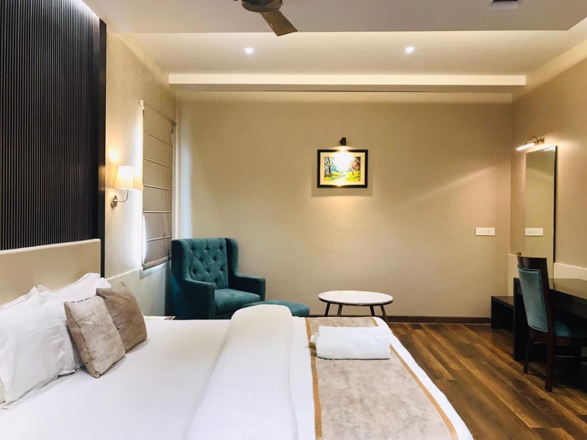 Hotel Royal Livin Βαρανάσι Εξωτερικό φωτογραφία