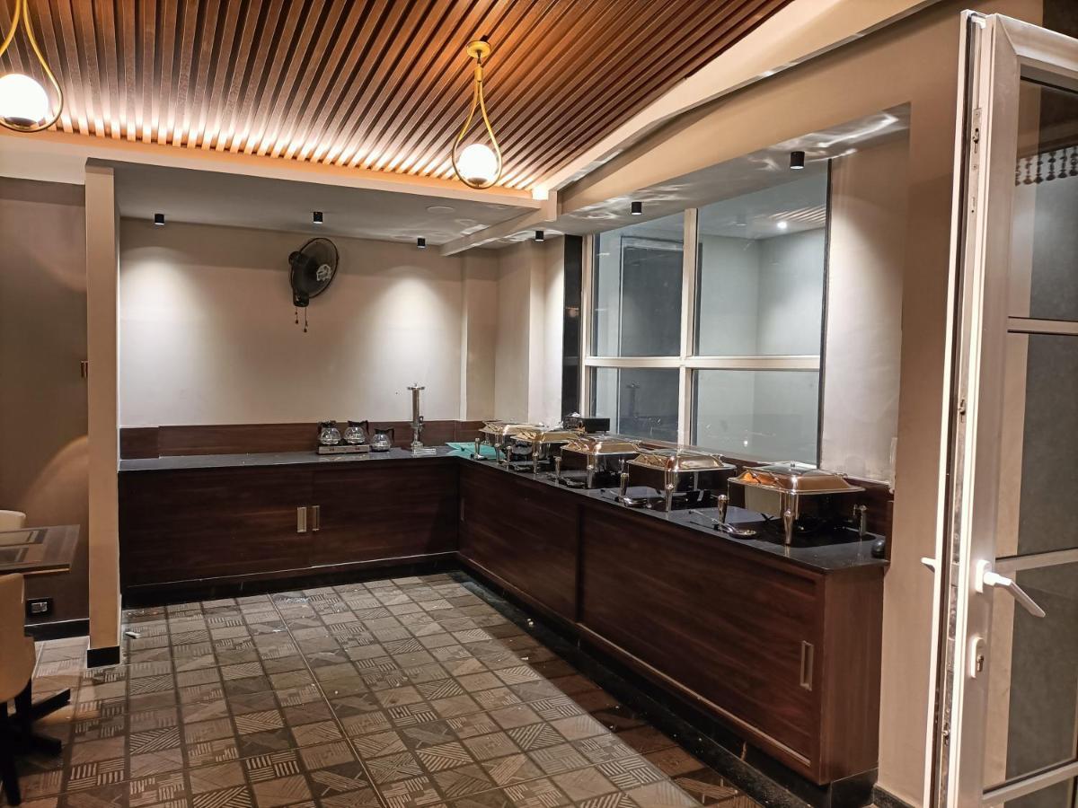 Hotel Royal Livin Βαρανάσι Εξωτερικό φωτογραφία